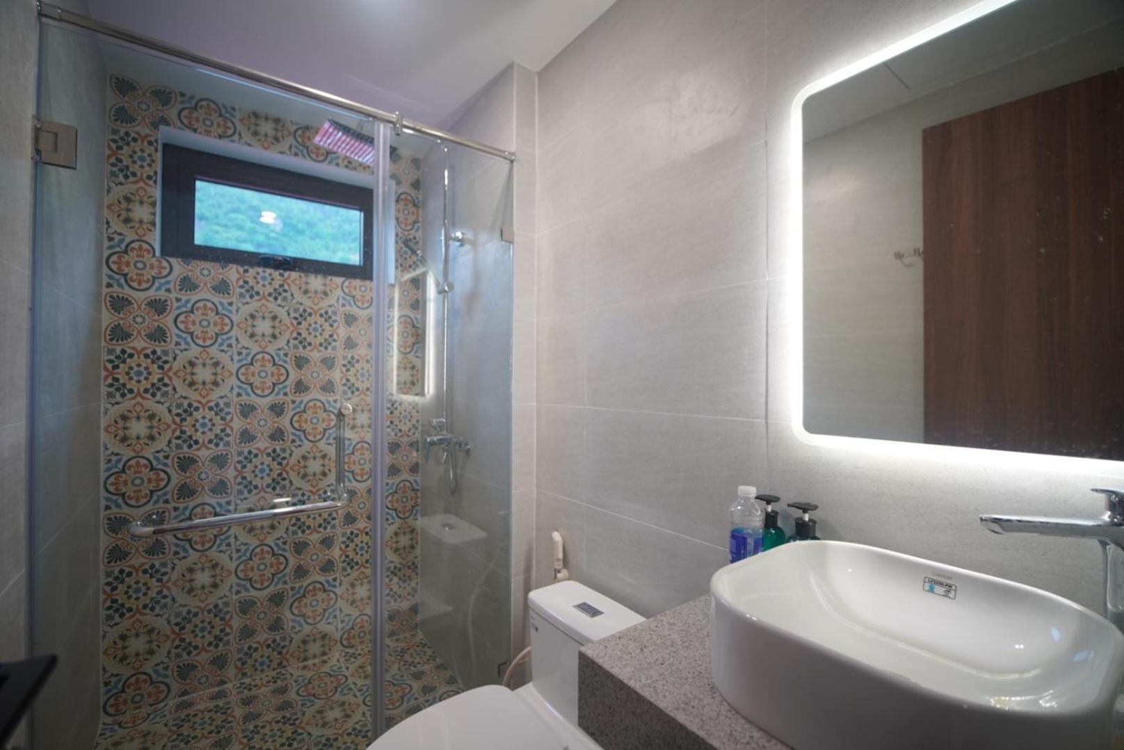 The Coral Homestay & Pub Tân Hiệ Extérieur photo