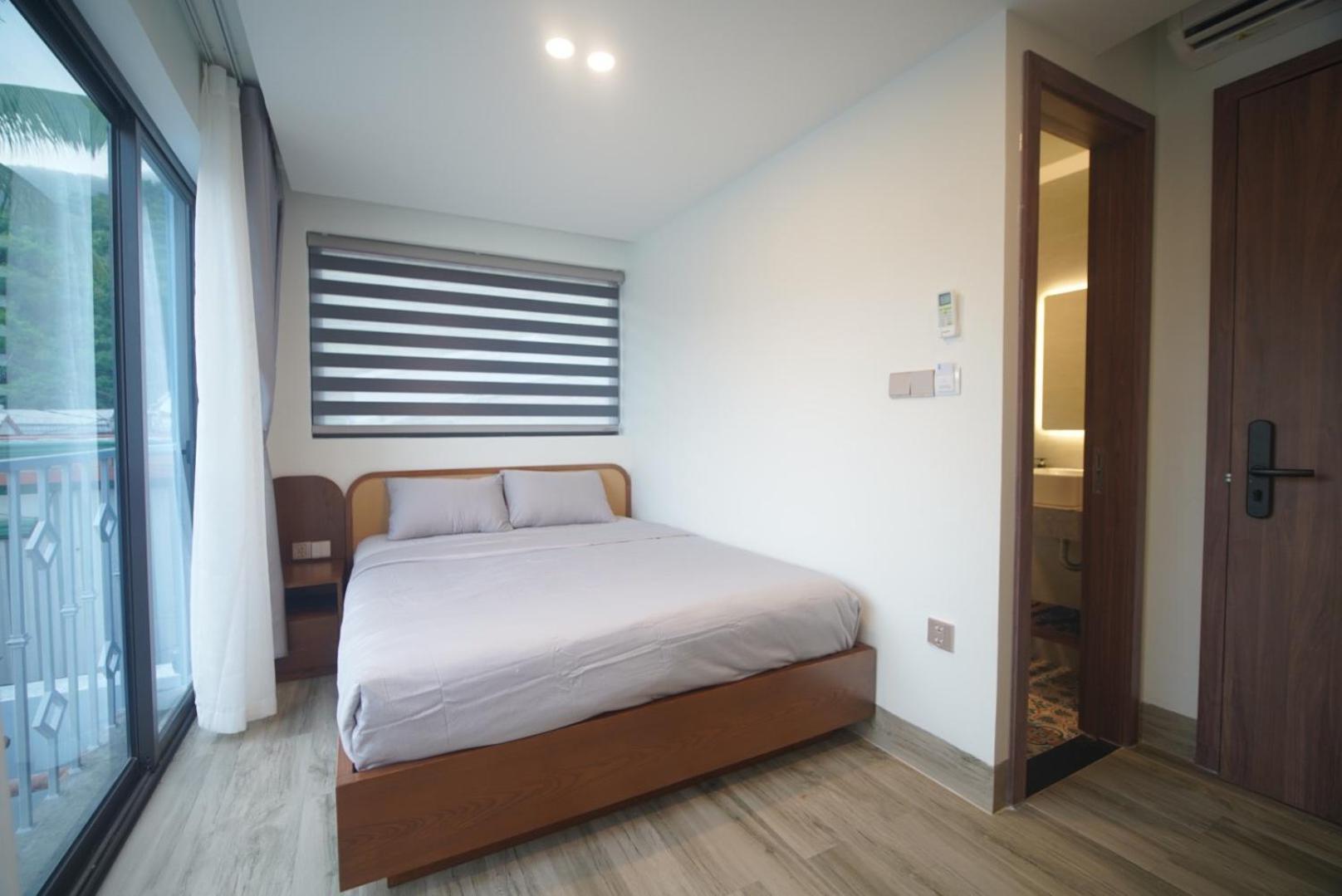 The Coral Homestay & Pub Tân Hiệ Extérieur photo