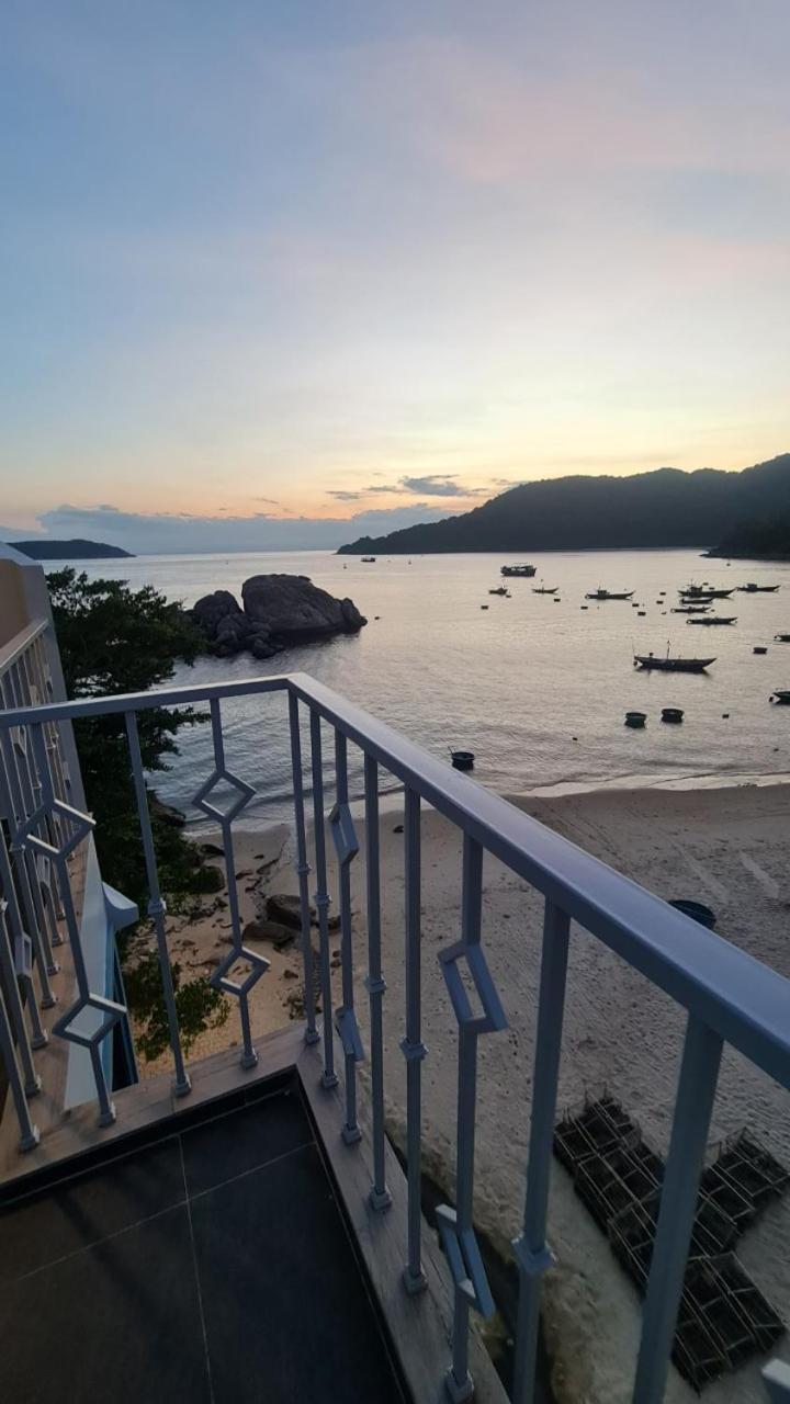 The Coral Homestay & Pub Tân Hiệ Extérieur photo